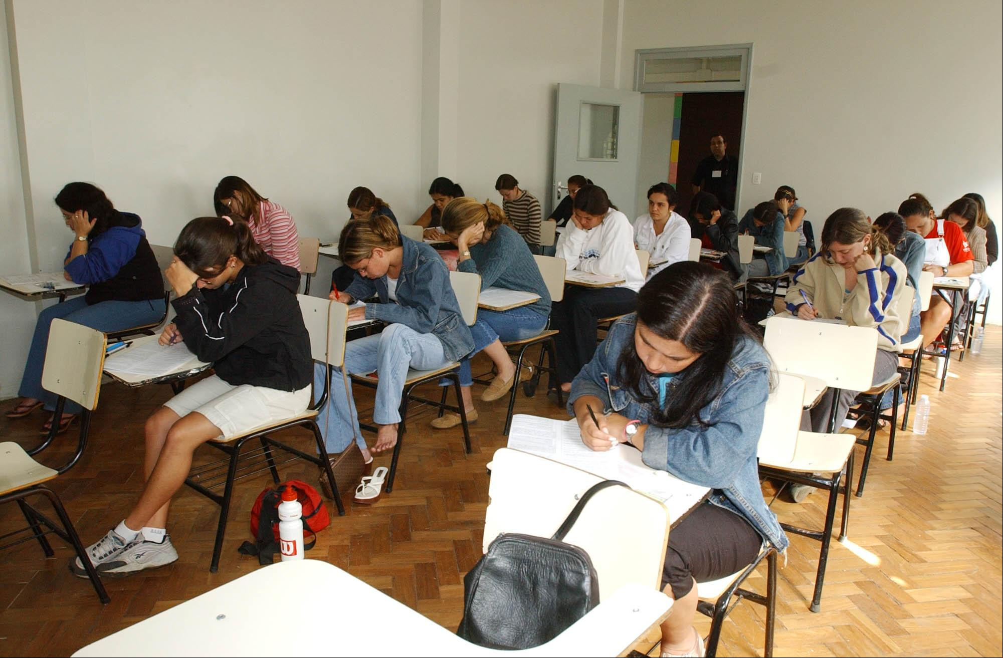 Estudantes