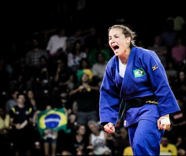 A judoca Maria Portela vence a marroquina Assmaa Niang e avança para as oitavas de final na Rio 2016