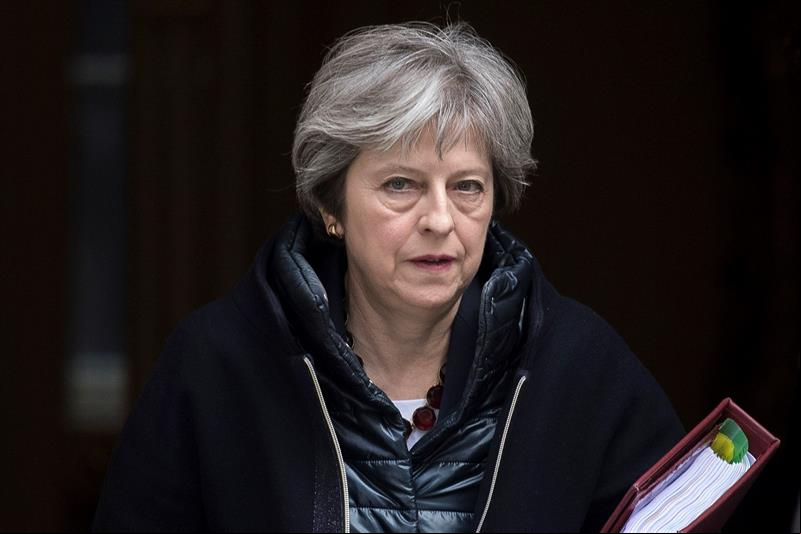 Primeira-ministra britânica Theresa May se dirige à Câmara dos Comuns para se pronunciar sobre morte de ex-espião russo